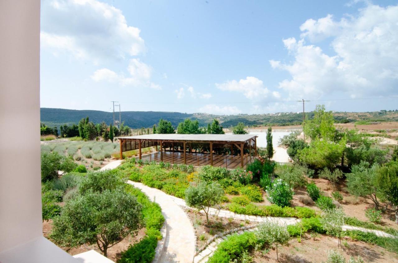 The Windmill Resort Mitáta Zewnętrze zdjęcie